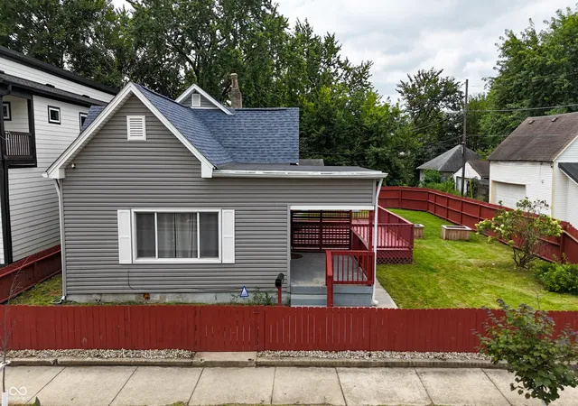2nd image of 1829 Lexington Ave, Indianapolis, IN 46203 | MLS# 22116458