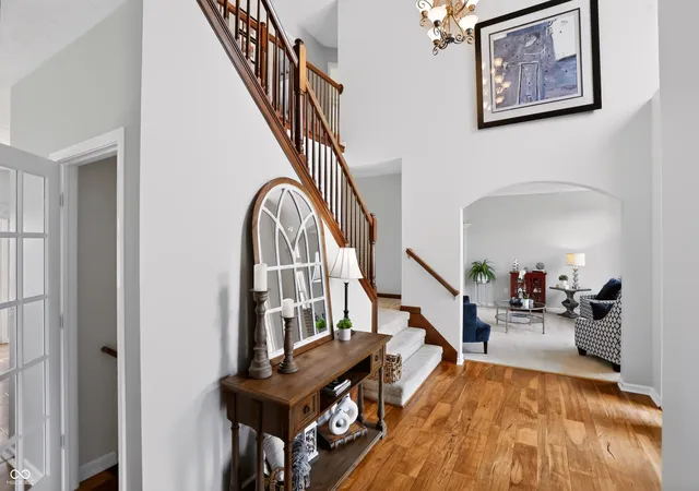 3rd image of 11824 Latrobe Ct, Fishers, IN 46037 | MLS# 22116465