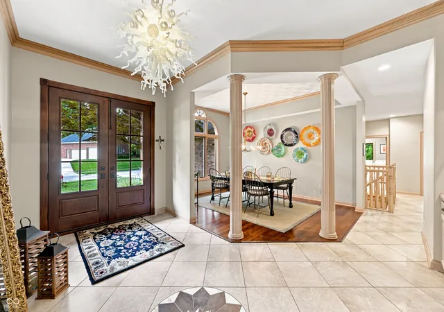Photo 3 of Single family home for sale at 4664 Fox Moor Ln, Greenwood, IN 46143 | MLS# 22116471 | Listing updated on 2026-10-01