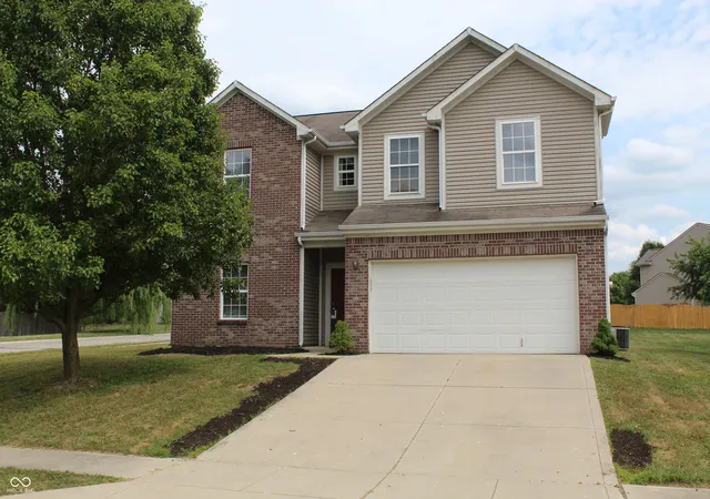 Photo 1 of Sale Pending at 6455 Enclave Blvd, Greenwood, IN 46143 | MLS# 22116482 | Listing updated on 2026-09-21
