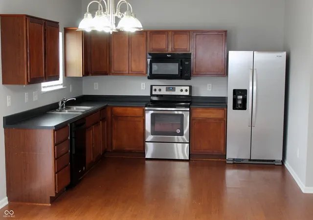 Photo 3 of Sale Pending at 6455 Enclave Blvd, Greenwood, IN 46143 | MLS# 22116482 | Listing updated on 2026-09-21