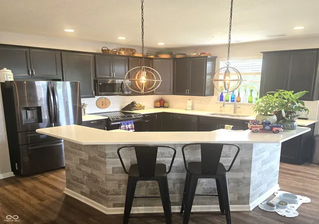 Photo 4 of Sale Pending at 4233 Switchgrass Way, Indianapolis, IN 46237 | MLS# 22116484 | Listing updated on 2026-08-24