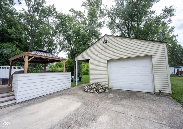 39th image of 715 Homewood Dr, Carmel, IN 46280 | MLS# 22116492