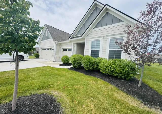 2nd image of 9680 Holborn Ave, Mc Cordsville, IN 46055 | MLS# 22116494