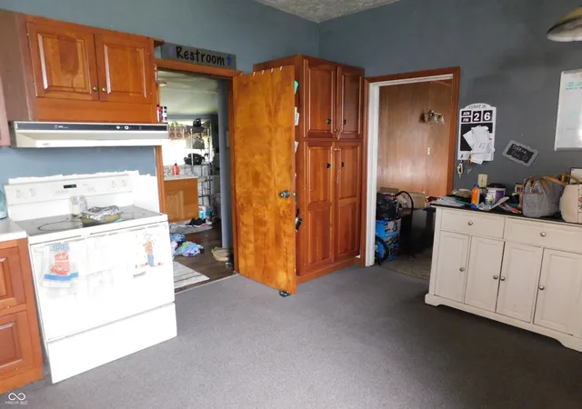 4th image of 2714 S Linn St, Crawfordsville, IN 47933 | MLS# 22116517