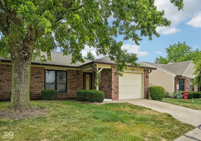 Photo 1 of Condo for sale at 1745 N Wellesley Cmns, Indianapolis, IN 46219 | MLS# 22116520 | Listing updated on 2026-09-16