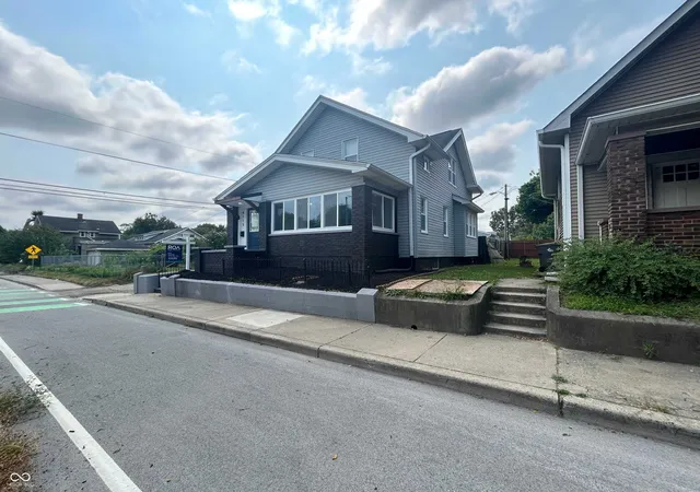 Photo 3 of Single family home for sale at 4715 E New York, Indianapolis, IN 46201 | MLS# 22116524 | Listing updated on 2026-08-27