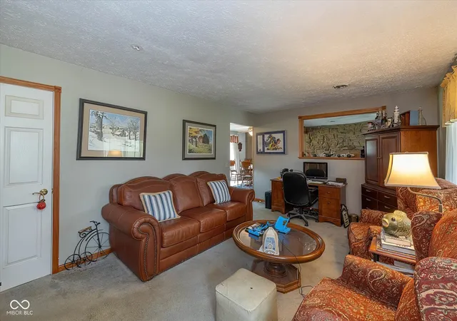 Photo 3 of Sale Pending at 1270 Smokey Rd, Martinsville, IN 46151 | MLS# 22116528 | Listing updated on 2026-09-17