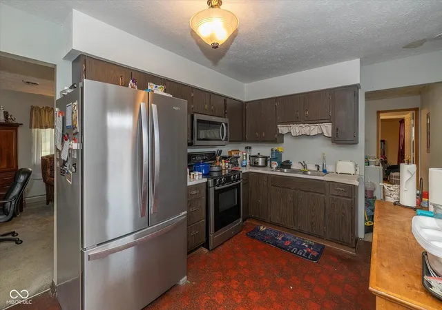 Photo 4 of Sale Pending at 1270 Smokey Rd, Martinsville, IN 46151 | MLS# 22116528 | Listing updated on 2026-08-24