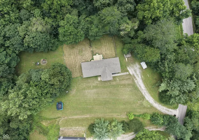Photo 3 of Sale Pending at 8551 N Lick Crk Rd, Morgantown, IN 46160 | MLS# 22116529 | Listing updated on 2026-07-31