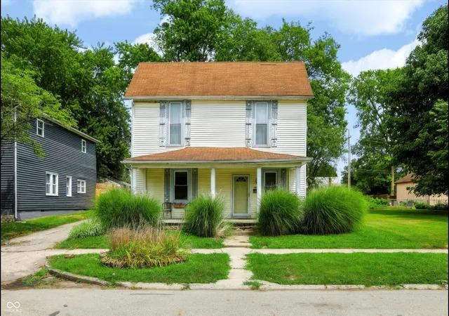 Photo 1 of Single family home for sale at 1014 N Harrison St, Rushville, IN 46173 | MLS# 22116541 | Listing updated on 2026-08-19