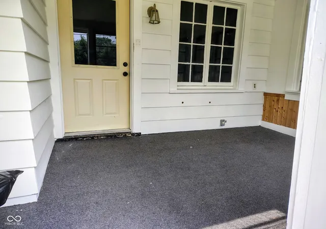 Photo 3 of Single family home for sale at 2016 Washington Ave, Terre Haute, IN 47803 | MLS# 22116545 | Listing updated on 2026-08-28
