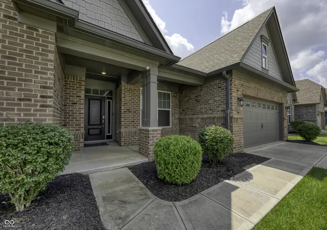Photo 2 of Sale Pending at 5077 Covington Blvd, Mc Cordsville, IN 46055 | MLS# 22116556 | Listing updated on 2026-09-03