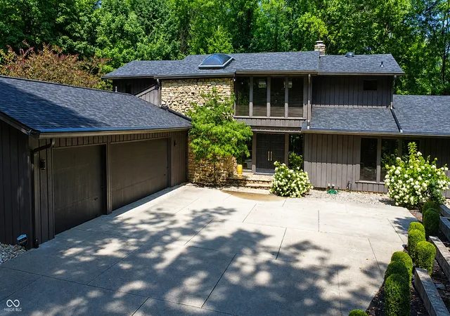 1st image of 12043 Hampton Ct, Carmel, IN 46033 | MLS# 22116568