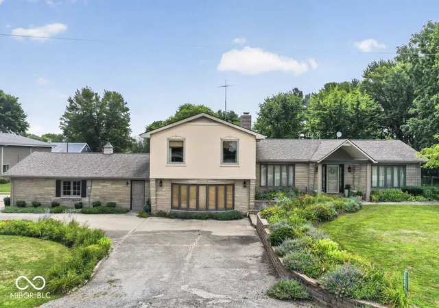 Photo 3 of Single family home for sale at 28045 State Rd 213, Arcadia, IN 46030 | MLS# 22116581 | Listing updated on 2026-07-31