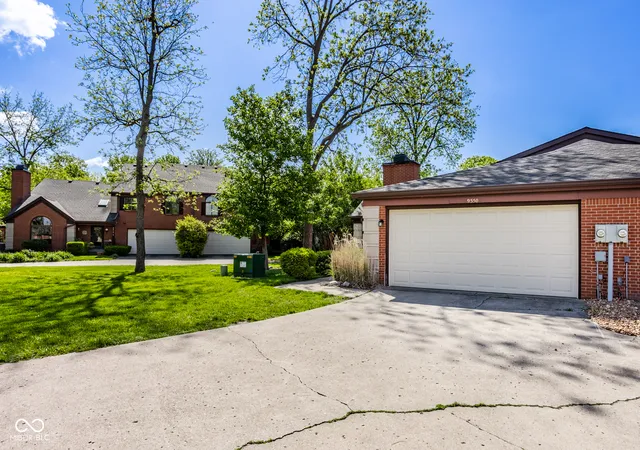 Photo 2 of Single family home for sale at 9350 Golden Leaf Way, Indianapolis, IN 46260 | MLS# 22116584 | Listing updated on 2026-08-27