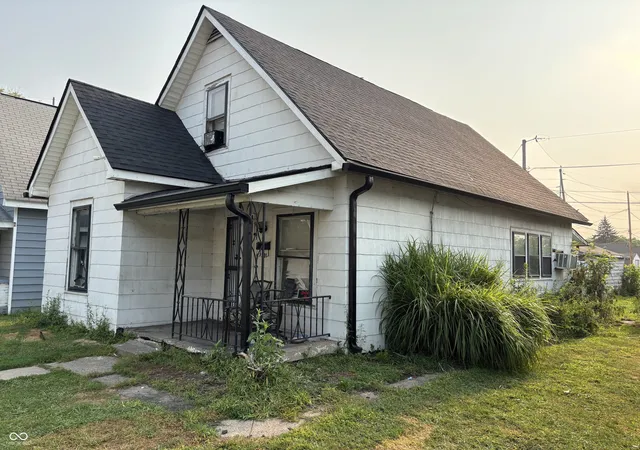 Photo 1 of Single family home for sale at 321 S Hamilton Ave, Indianapolis, IN 46201 | MLS# 22116598 | Listing updated on 2026-10-07