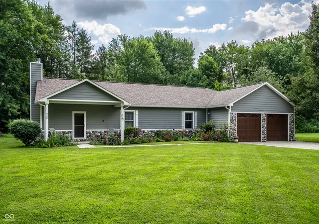 1st image of 110 Pasadena Rd, Noblesville, IN 46062 | MLS# 22116605