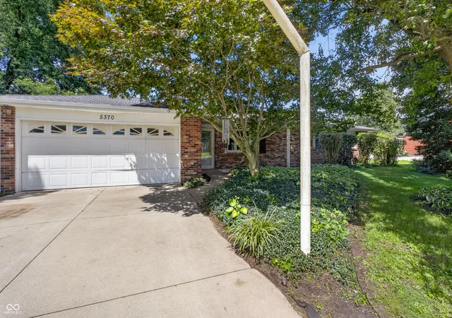 Photo 1 of Single family home for sale at 5370 E Forster Ave, Columbus, IN 47201 | MLS# 22116608 | Listing updated on 2026-09-23