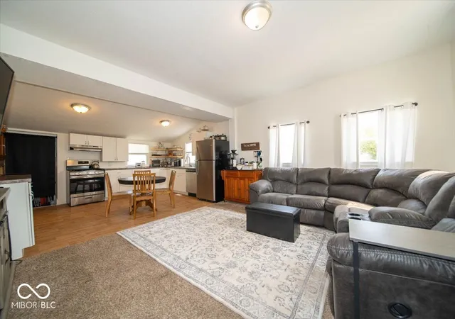 Photo 4 of Single family home for sale at 50 S Front St, Whiteland, IN 46184 | MLS# 22116617 | Listing updated on 2026-09-20