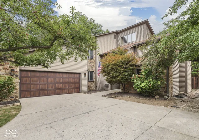 1st image of 5775 Ridge Hill Wy, Avon, IN 46123 | MLS# 22116621