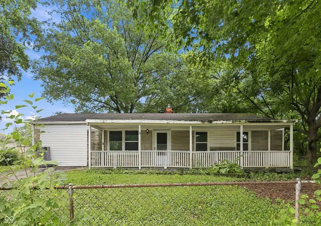Photo 1 of Single family home for sale at 3 Fay Ct, Indianapolis, IN 46226 | MLS# 22116631 | Listing updated on 2026-09-17