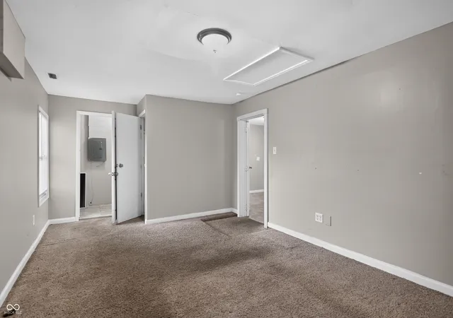 Photo 3 of Single family home for sale at 3 Fay Ct, Indianapolis, IN 46226 | MLS# 22116631 | Listing updated on 2026-09-17