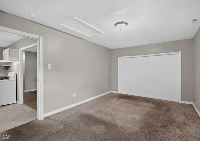 Photo 4 of Single family home for sale at 3 Fay Ct, Indianapolis, IN 46226 | MLS# 22116631 | Listing updated on 2026-09-17