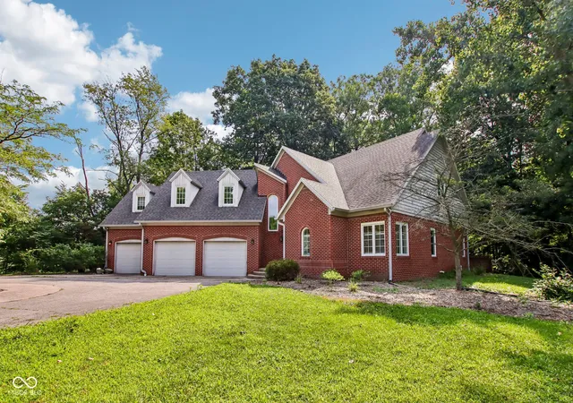 2nd image of 8819 Shetland Ln, Indianapolis, IN 46278 | MLS# 22116634