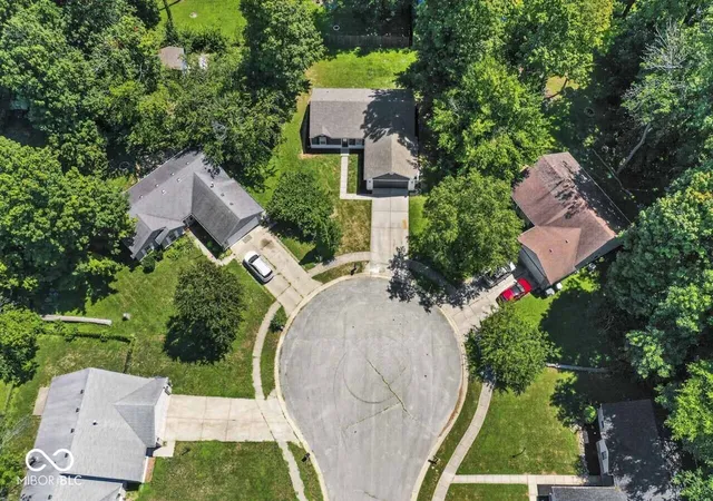 5th image of 11418 Cherry Lake Cir, Indianapolis, IN 46235 | MLS# 22116636