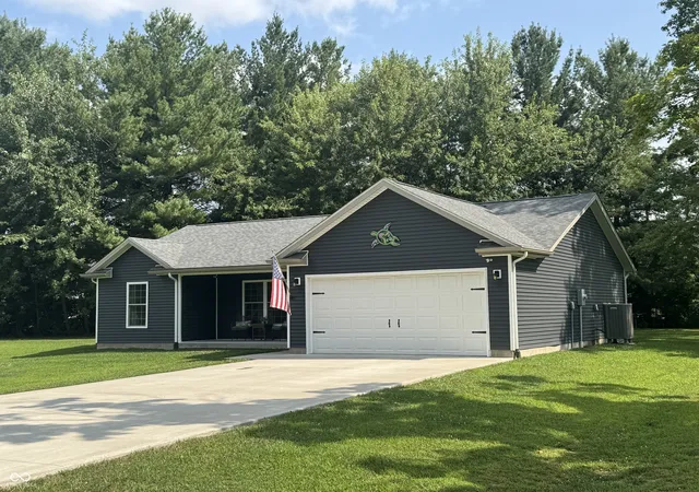 1st image of 697 Nw Shawnee Trl, Greensburg, IN 47240 | MLS# 22116646