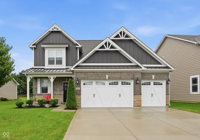 1st image of 147 Carrick Glen Blvd, Pendleton, IN 46064 | MLS# 22116648
