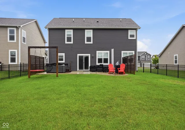 5th image of 147 Carrick Glen Blvd, Pendleton, IN 46064 | MLS# 22116648