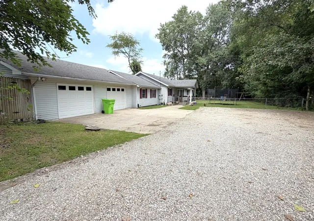 2nd image of 3897 N State Road 47, Crawfordsville, IN 47933 | MLS# 22116661