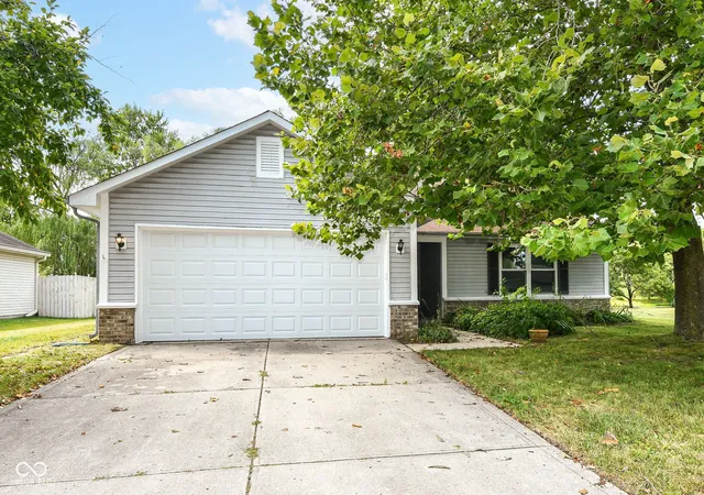 1st image of 1138 Winding Hart Dr, Indianapolis, IN 46229 | MLS# 22116671