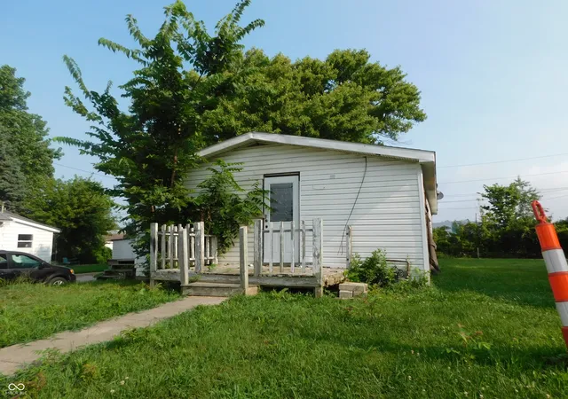 2nd image of 1002 Tuttle, Crawfordsville, IN 47933 | MLS# 22116688
