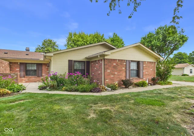 2nd image of 4317 Heathrow Dr, Anderson, IN 46013 | MLS# 22116697