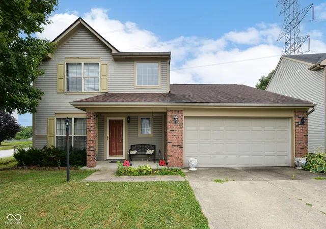 1st image of 7901 Oakdale Ln, Indianapolis, IN 46214 | MLS# 22116698