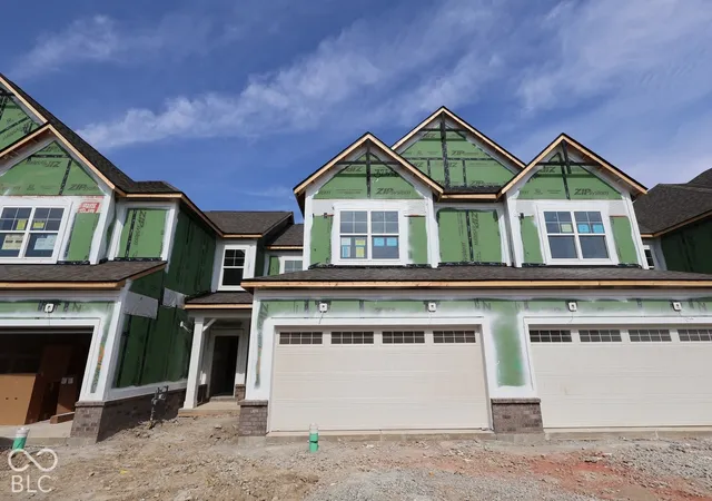 Photo 2 of Townhouse for sale at 11206 Hobbsbrook Dr, Noblesville, IN 46060 | MLS# 22116699 | Listing updated on 2026-10-10