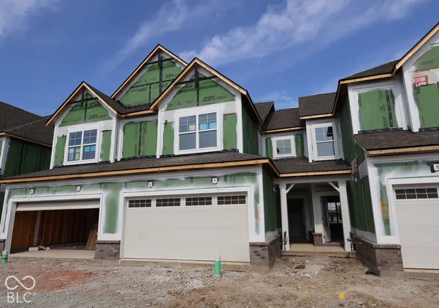 Photo 2 of Townhouse for sale at 11212 Hobbsbrook Dr, Noblesville, IN 46060 | MLS# 22116717 | Listing updated on 2026-10-10
