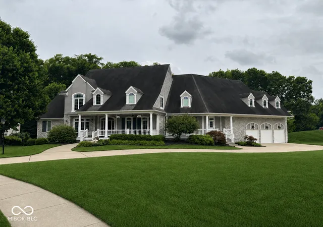 1st image of 4509 Austin Oaks Ct, Zionsville, IN 46077 | MLS# 22116732