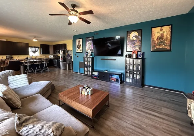 Photo 3 of Single family home for sale at 7528 Pipestone Dr, Indianapolis, IN 46217 | MLS# 22116736 | Listing updated on 2026-09-24