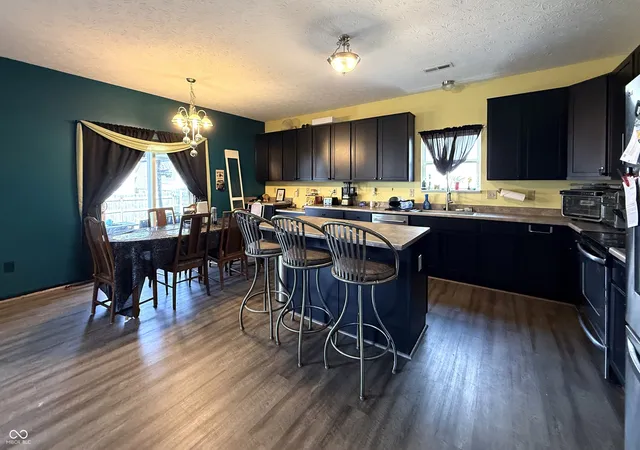 Photo 4 of Single family home for sale at 7528 Pipestone Dr, Indianapolis, IN 46217 | MLS# 22116736 | Listing updated on 2026-09-24