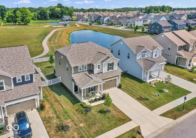Photo 3 of Sale Pending at 18927 Goldwater Rd, Westfield, IN 46062 | MLS# 22116765 | Listing updated on 2026-08-11