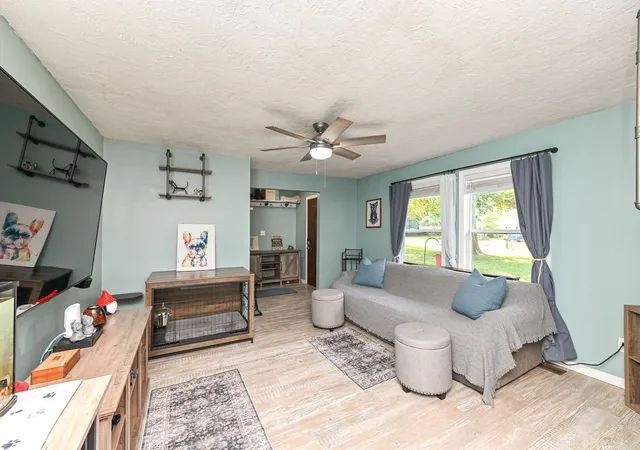 Photo 3 of Sale Pending at 7316 S Woodrow Dr, Pendleton, IN 46064 | MLS# 22116782 | Listing updated on 2026-08-12