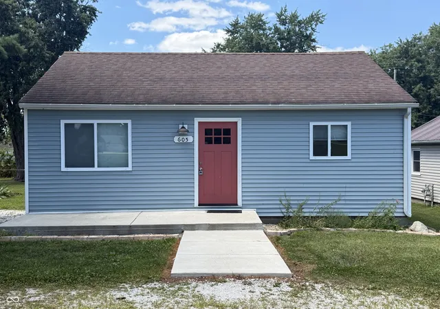 1st image of 605 Louise Ave, Crawfordsville, IN 47933 | MLS# 22116805