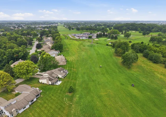 41st image of 332 Sandbrook Dr, Noblesville, IN 46062 | MLS# 22116812