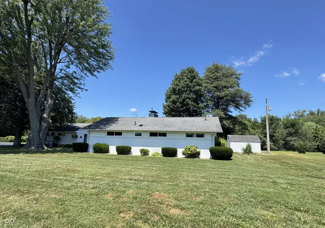 Photo 2 of Sale Pending at 4800 E 50 North, Columbus, IN 47203 | MLS# 22116818 | Listing updated on 2026-09-02