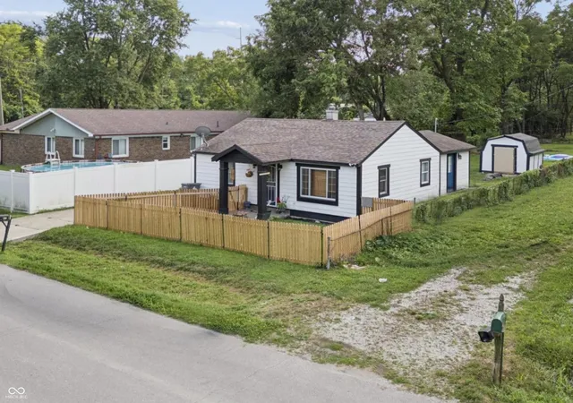 Photo 3 of Single family home for sale at 1122 S Fleming St, Indianapolis, IN 46241 | MLS# 22116821 | Listing updated on 2026-08-26