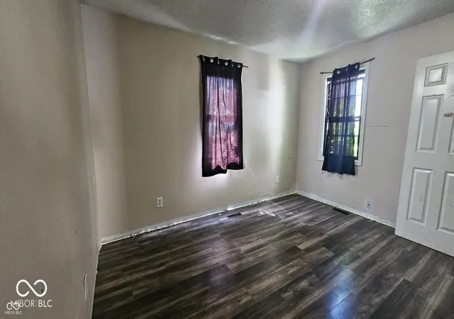 Photo 3 of Single family home for sale at 204 E Sherman St, Windfall, IN 46076 | MLS# 22116823 | Listing updated on 2026-08-25